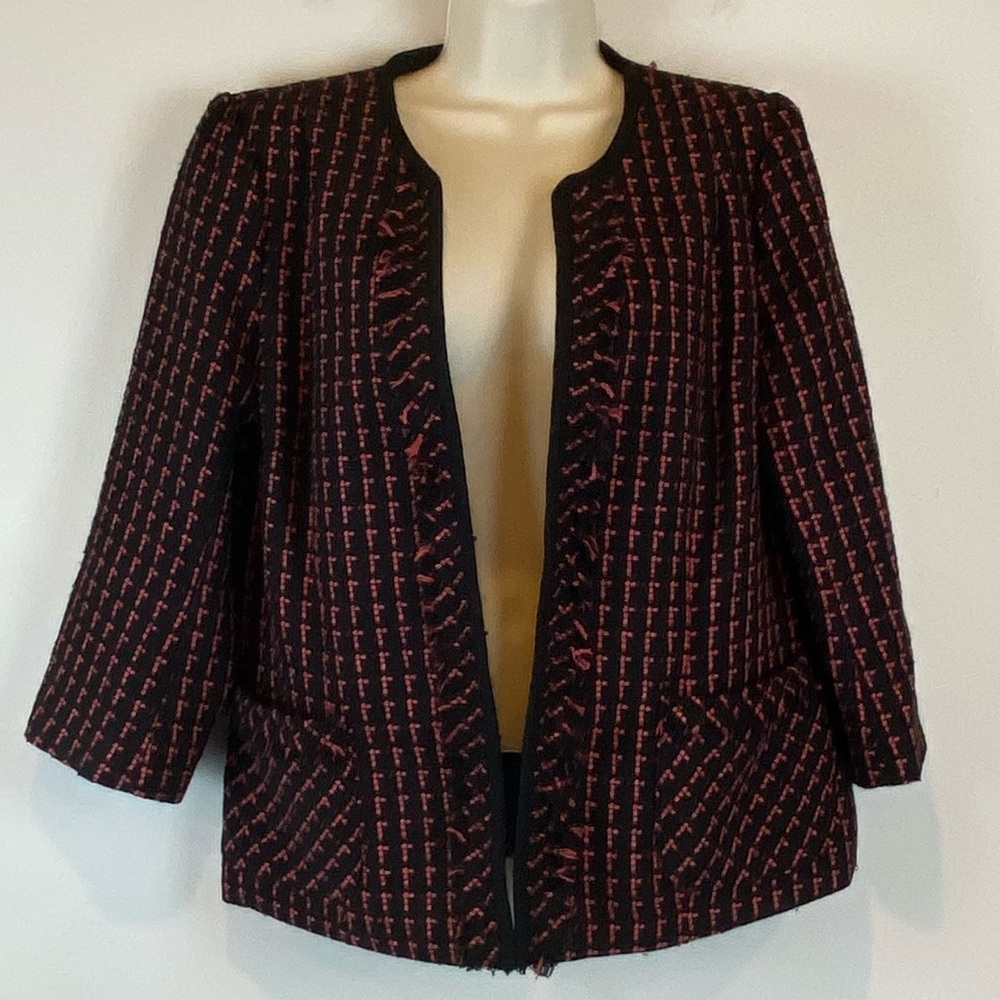 JUDY BOND boucle Blazer Women’s Size 10 Black with Pink - Picture 1 of 3